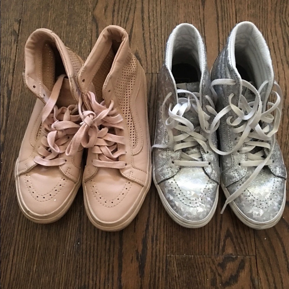 2 pair of Vans